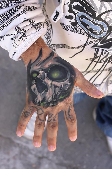 Tattoos - Skull hand, Antonio Proietti - 115820